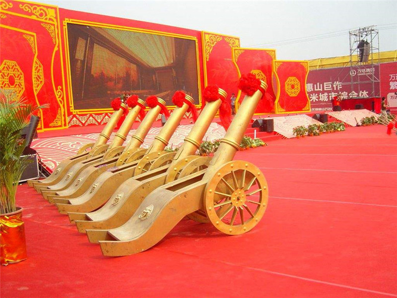 禮炮車(chē)